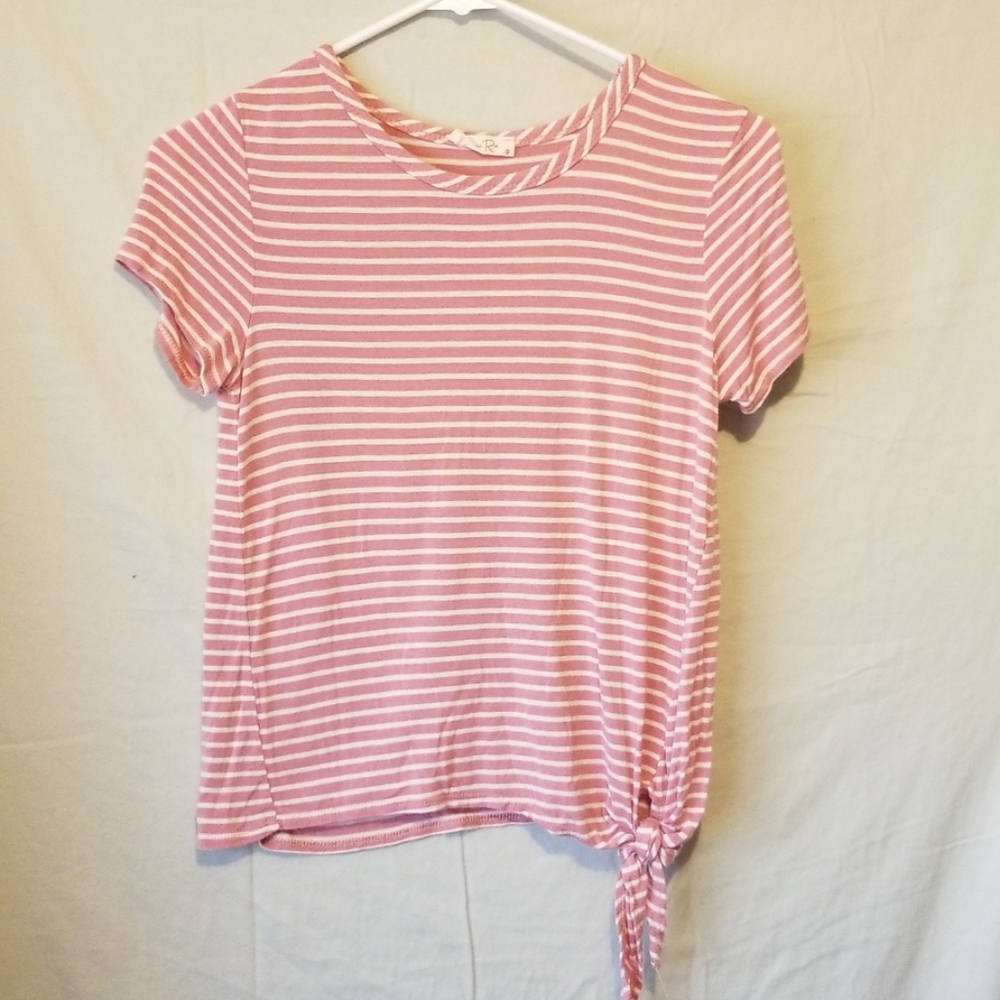 Olivia Rae short sleeve crop top